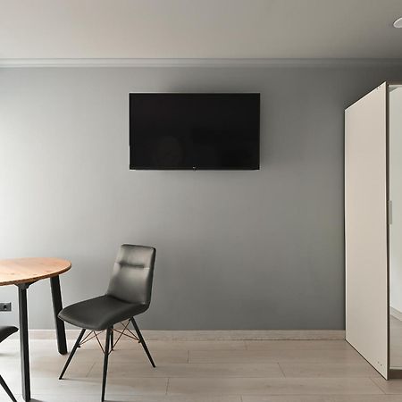 Loft Design Studio Apartment & Free Parking ريغا المظهر الخارجي الصورة